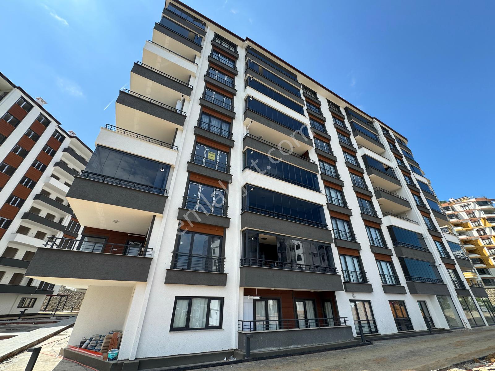 Trabzon Yalıncak'ta Kiralık 4+1 Sıfır Daire - Görsel 2