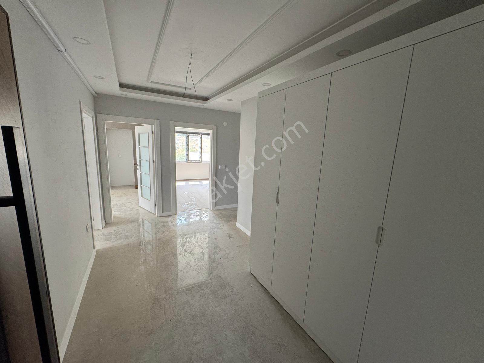 Trabzon Yalıncak'ta Kiralık 4+1 Sıfır Daire - Görsel 27