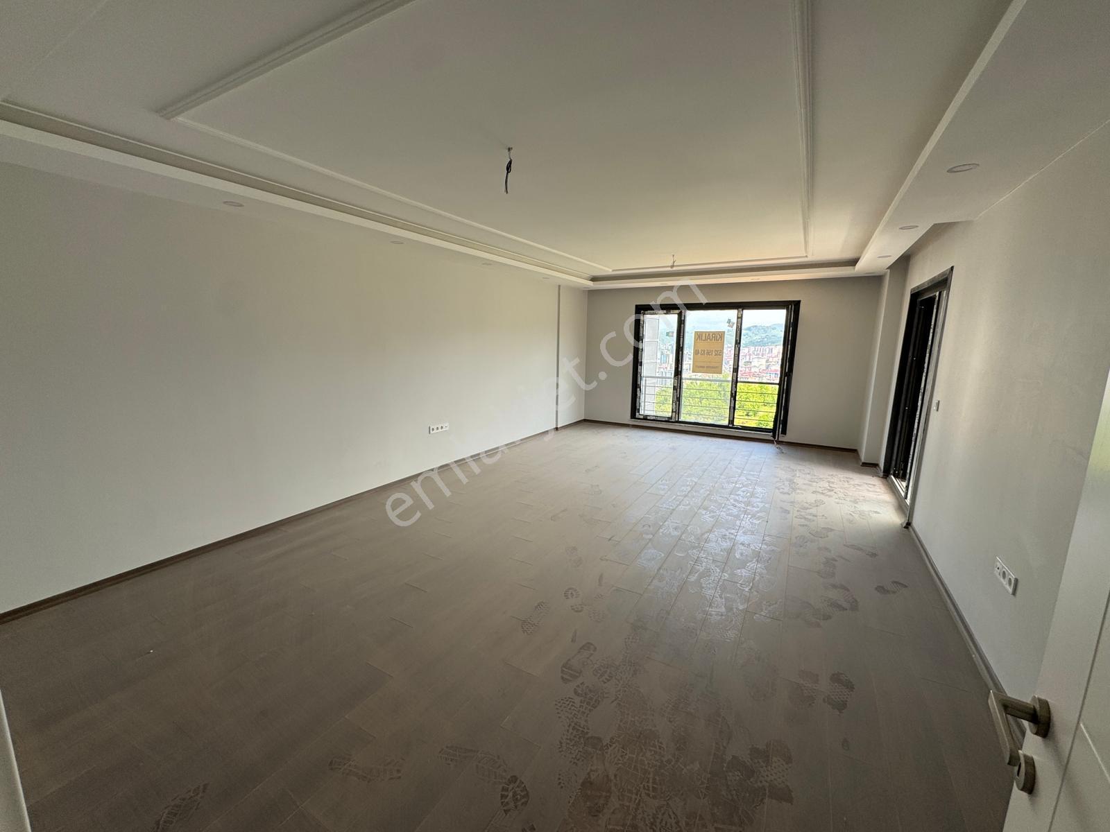 Trabzon Yalıncak'ta Kiralık 4+1 Sıfır Daire - Görsel 7