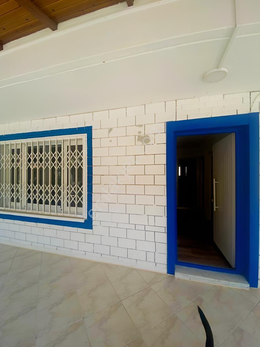 Kuşadası Nazilli Sitesinde Denize 300 M 2+1 Satılık Villa - Görsel 4