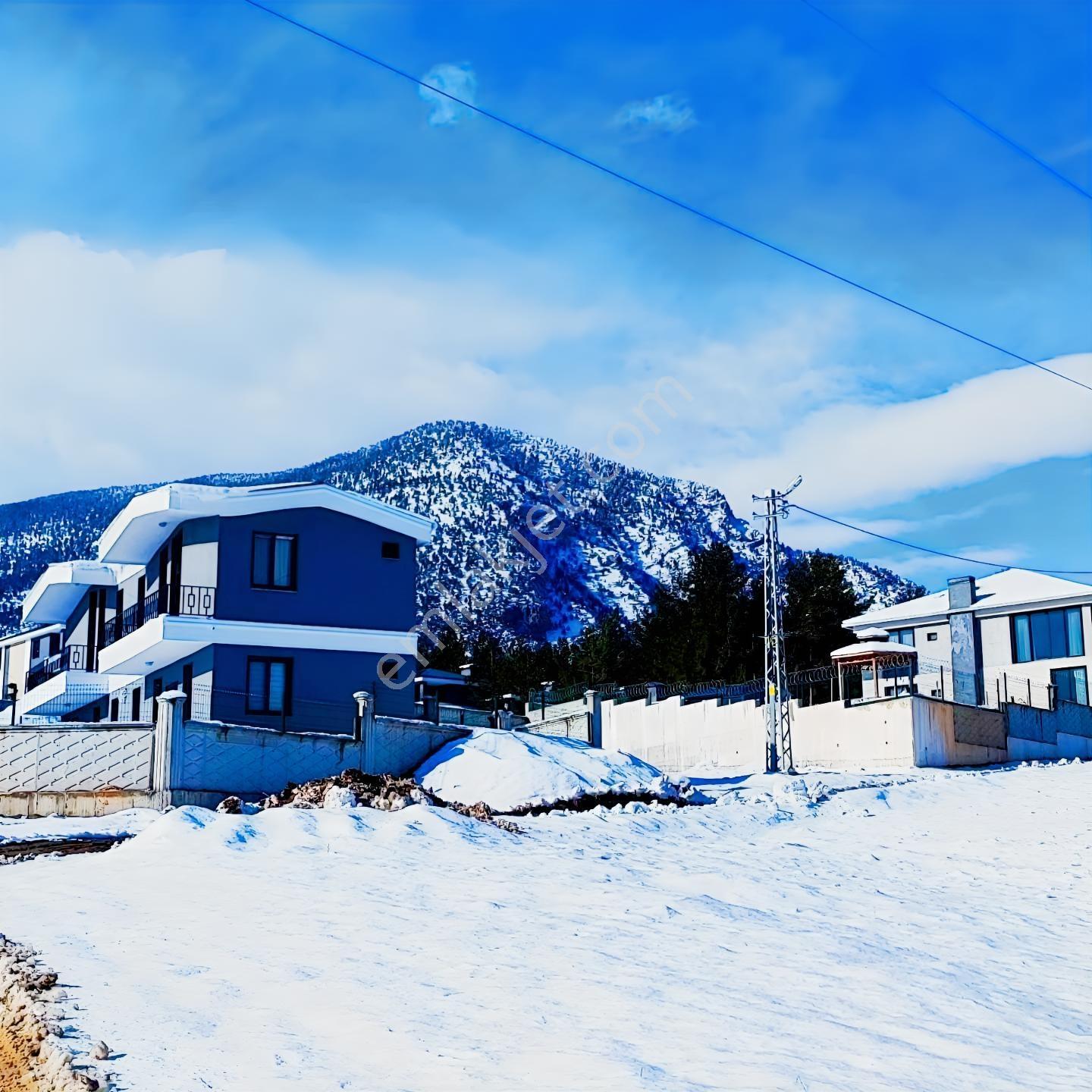 Kar Emlaktan Yenikonacık Kırıntı Mevkiinde 4500m2 Satılık Arsa - Görsel 35