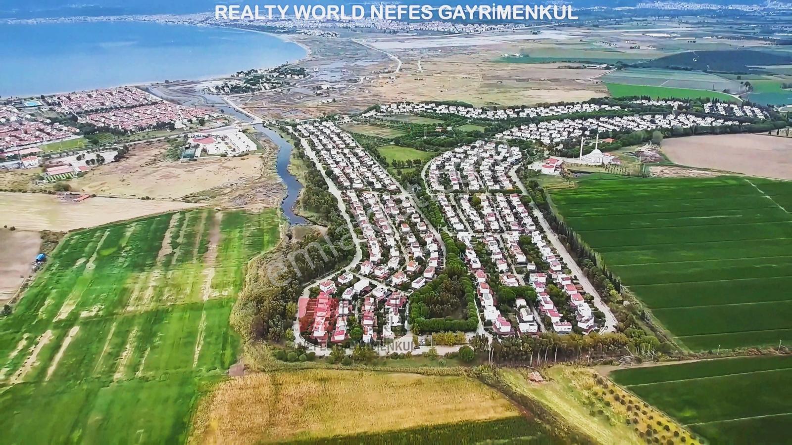 Rw Nefes'ten; İmko Sitesinde, Harika Konumda, Bakımlı Villa - Görsel 9