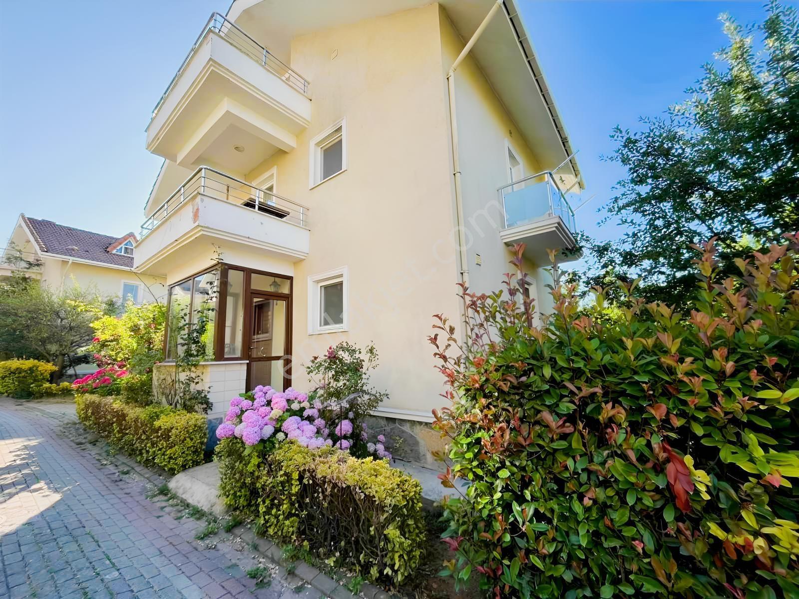Remax Anka'dan Salkım Sitesinin En İyi Konumunda Satılık Villa - Görsel 11