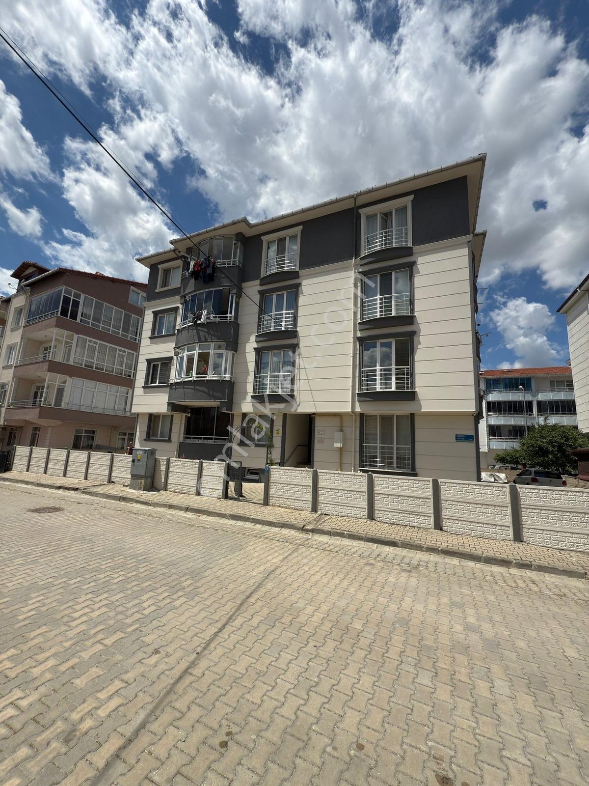 Tekirdağ Saray Kemalpaşa Mah. Satılık 2+1 Okullar Bölgesinde - Görsel 16