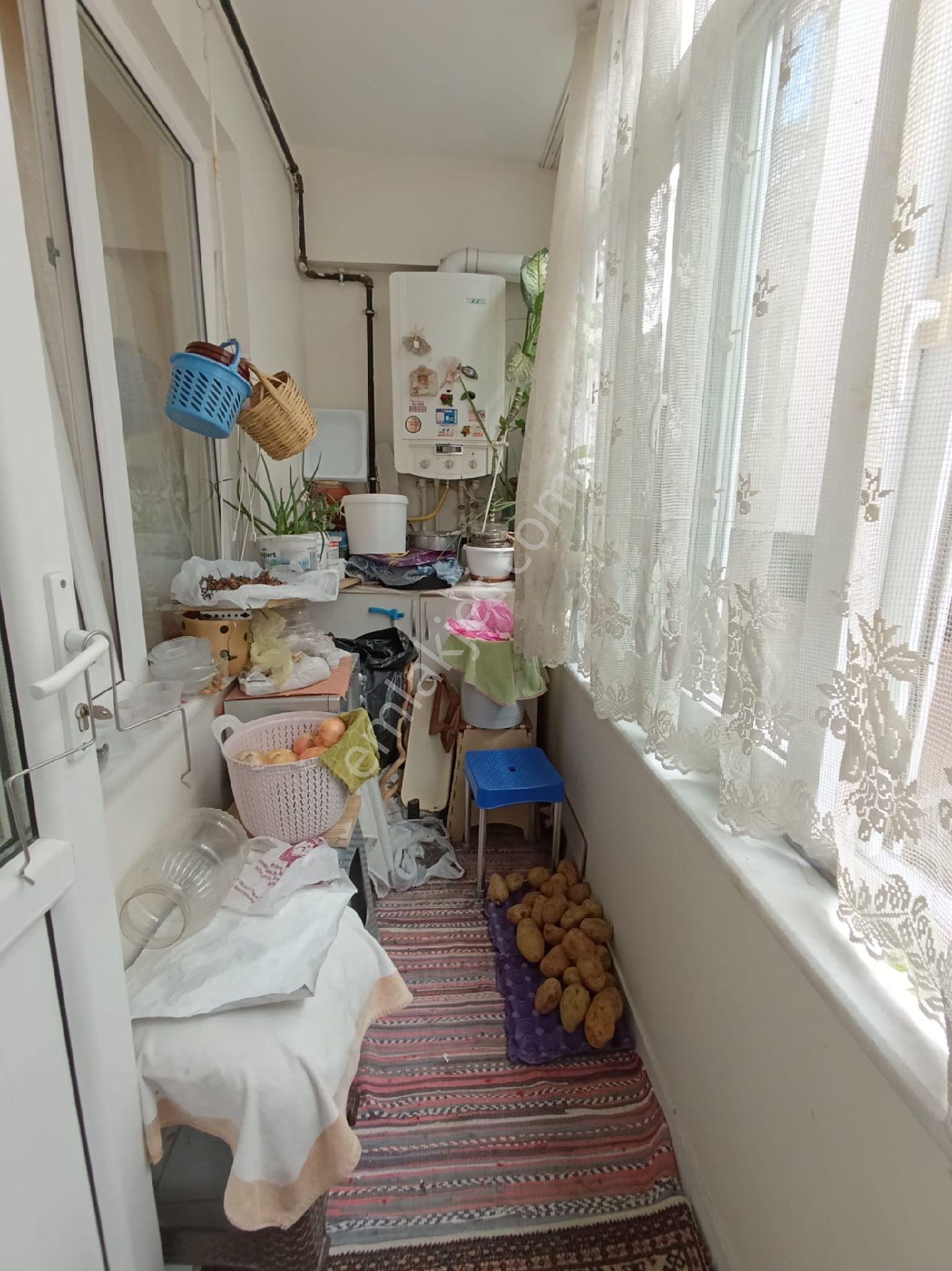 Gültepe'de 3+1 Ebeveyn Banyolu 130m² Ön Cephe Daire - Görsel 16