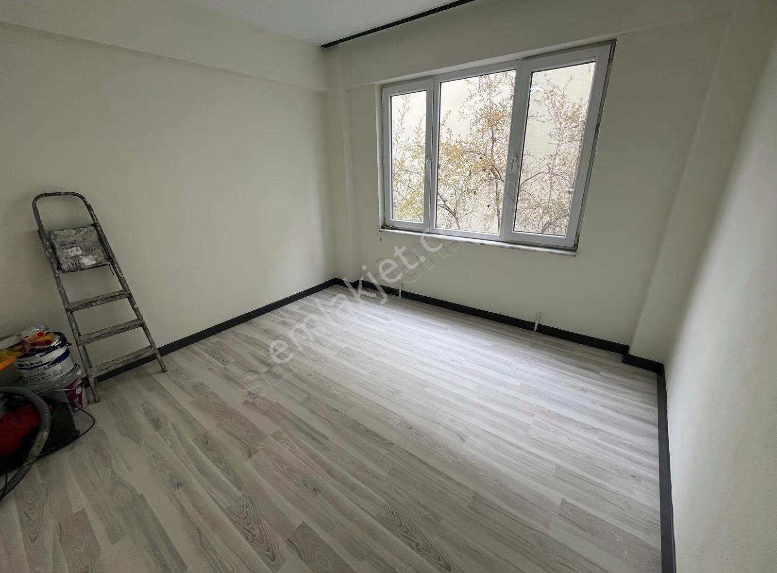 Denize 200 M Full Yapılı Ara Kat Ön Cephe 2+1 Satılık Daire - Görsel 8