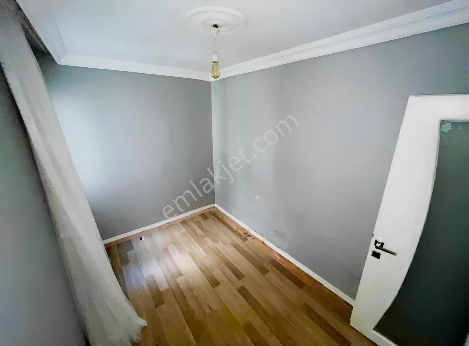 Akçay Köşemden Bahçe Kullanımlı Merkezde 2+1 Satılık Daire - Görsel 13