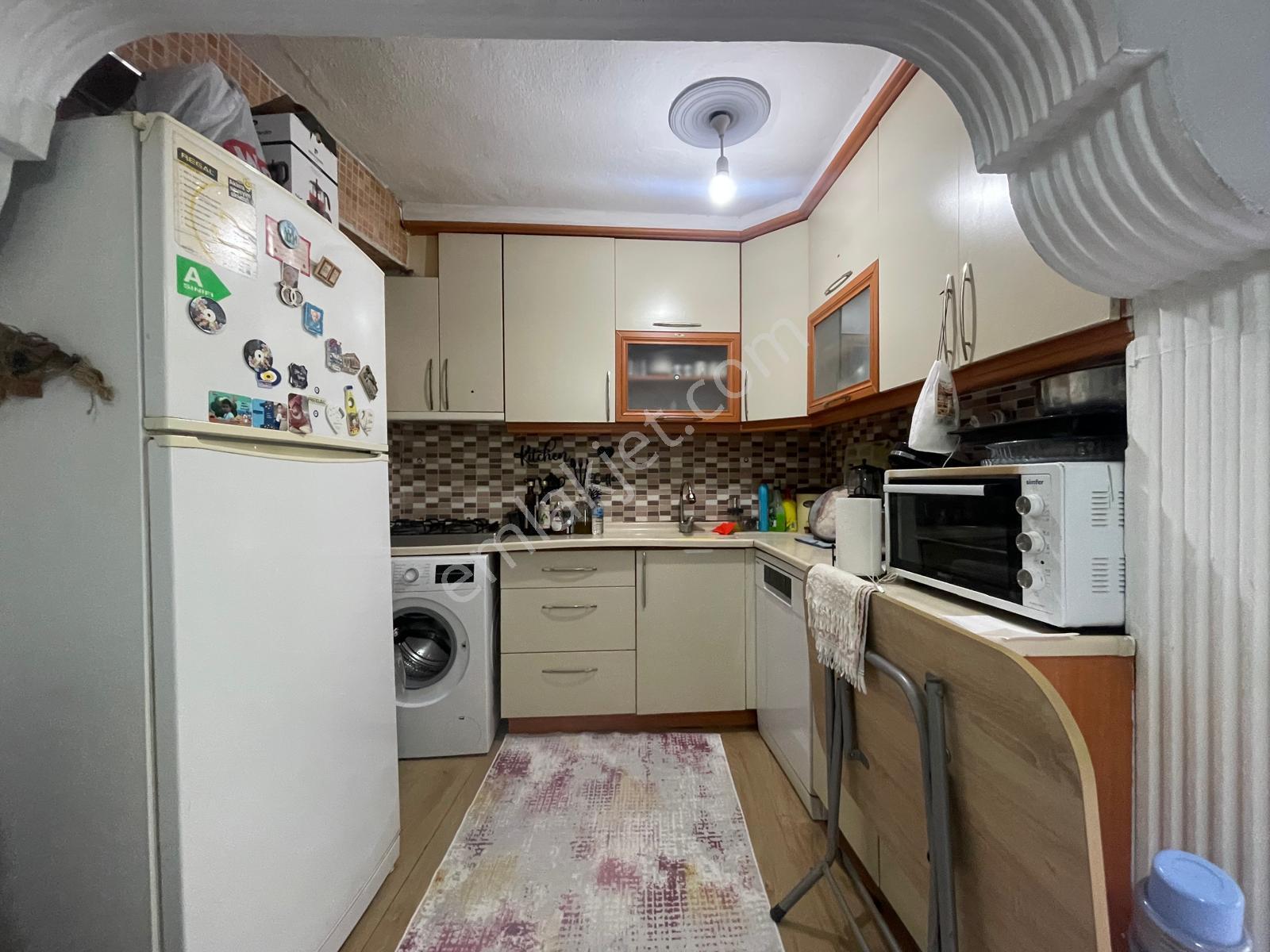Ayvada'dan Ayvalık Merkez’de Tek Tapudan 2 Ayrı Girişli 2. Kağir Rum Evi​ - Görsel 9