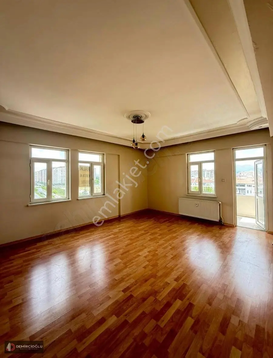 Güney Cephe Ünü Açık Kiralık Daire - Görsel 8