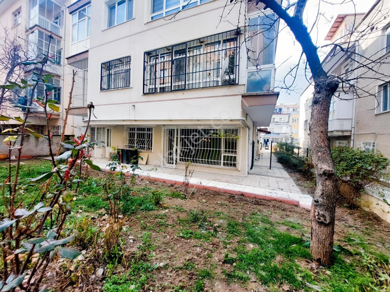 Küçükesat Ballıbaba Sok. Kiralık 2+1 Fullyapılı Bahçe Kullanımlı - Görsel 24