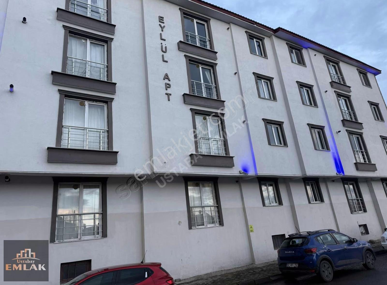 Ustabay Emlaktan Üni Karşısında Acil Satılık 1+1 Apart Daire