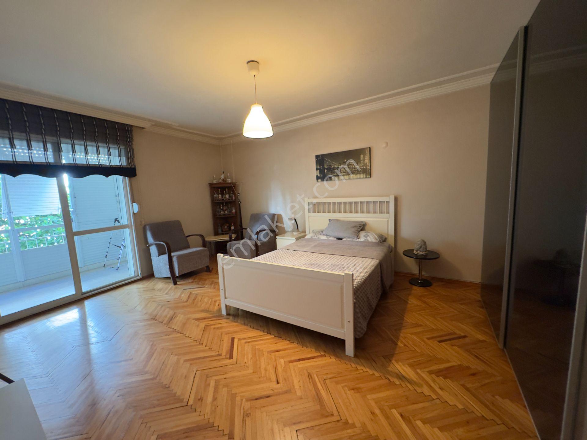 Karşıyaka Bahçelievler 3+1 Bahçeli Geniş Ferah Daire - Görsel 15
