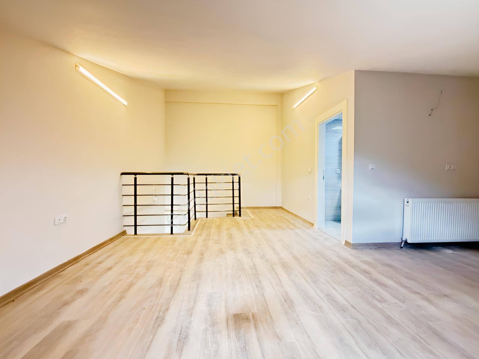 Site Konseptinde Jewel Projesine Komşu Avm Karşısı Ön Cephe 2+1 - Görsel 32