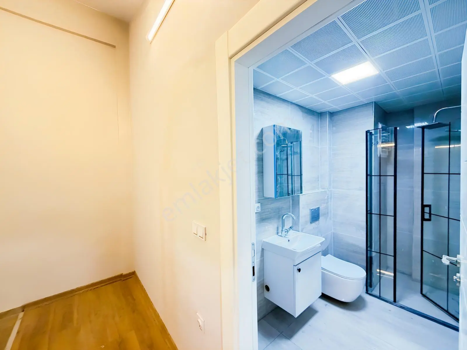 Site Konseptinde Jewel Projesine Komşu Avm Karşısı Ön Cephe 2+1 - Görsel 6