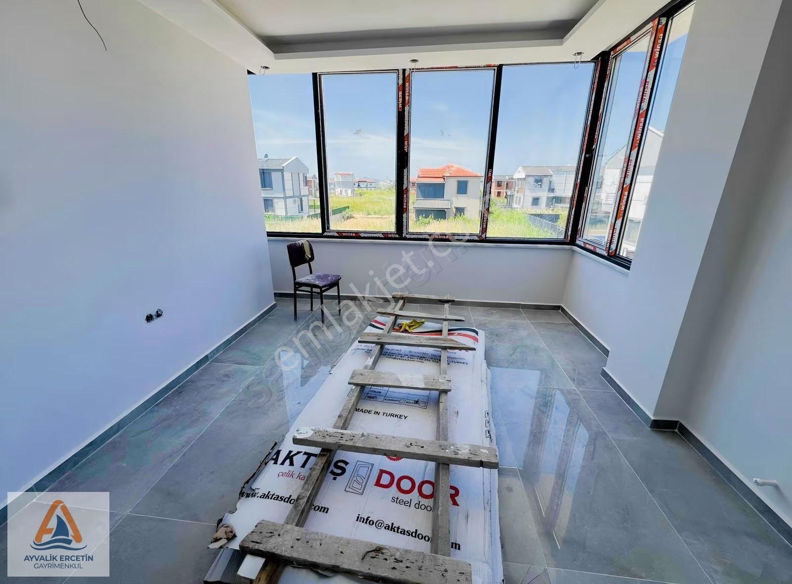 Ayvalık Altınova 2+1 Sıfır Lüx Müstakil Villa