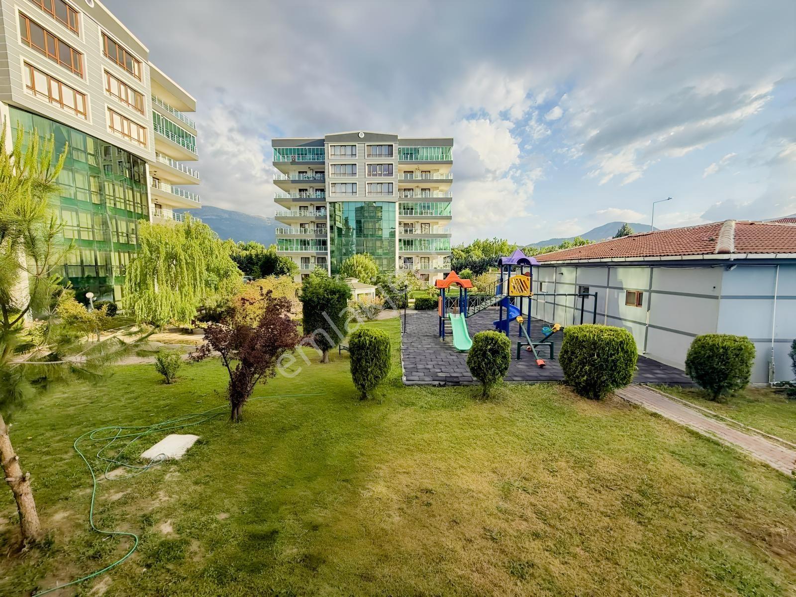 Emlak Center'dan Güzel Yurt Mah 3+1 Kiralık Daire - Görsel 32