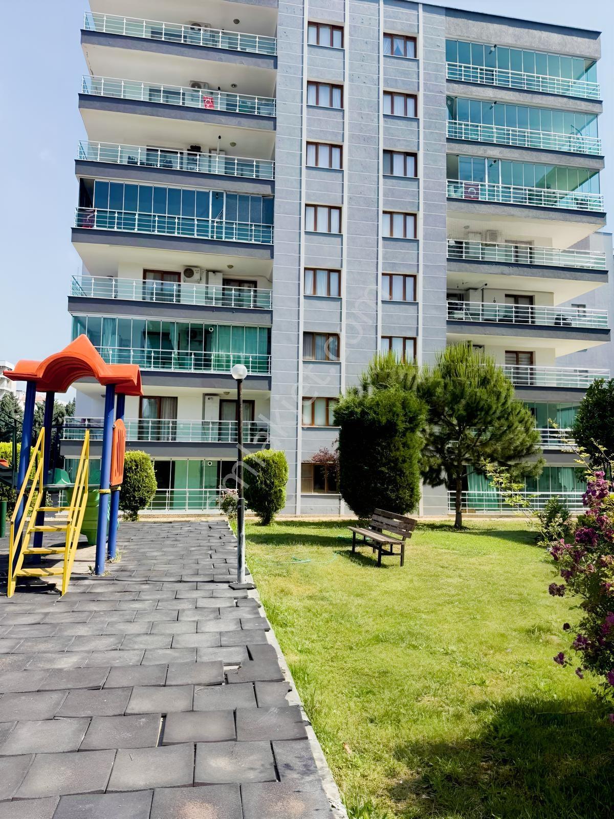 Emlak Center'dan Güzel Yurt Mah 3+1 Kiralık Daire