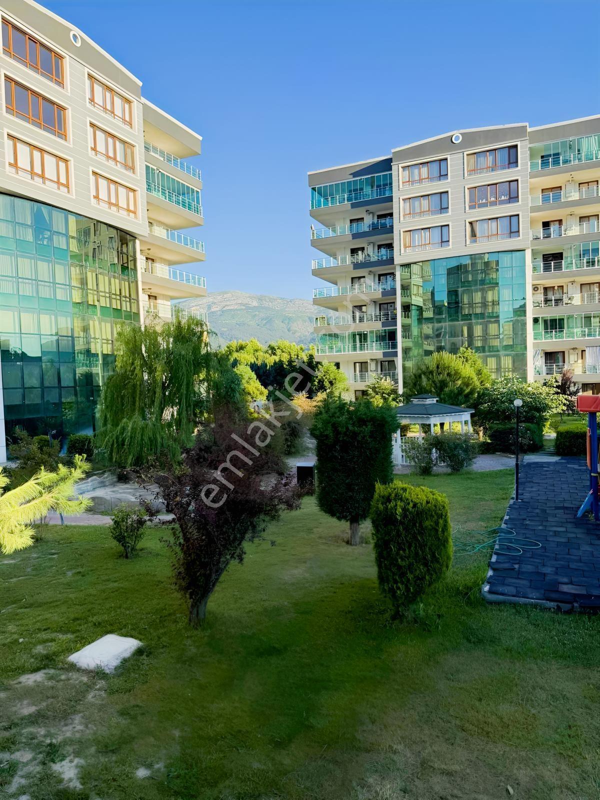 Emlak Center'dan Güzel Yurt Mah 3+1 Kiralık Daire - Görsel 34