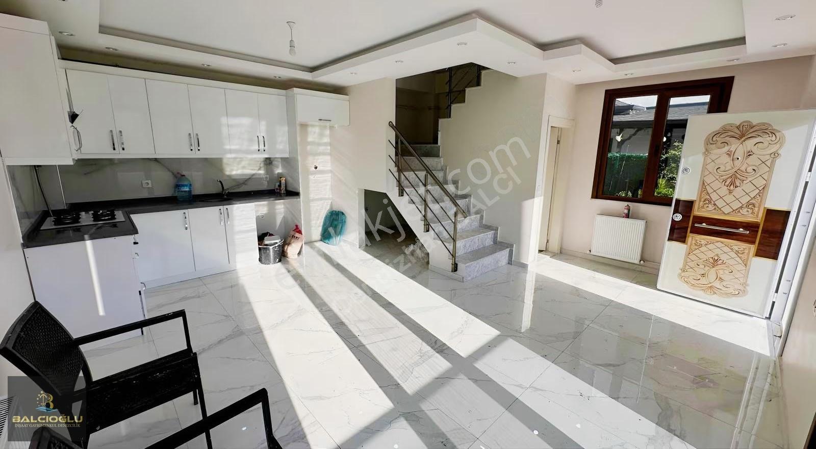 Balcıoğlundan Kocaali Yalıda Kiralık 3+1 Lüx Triplex Villa - Görsel 19