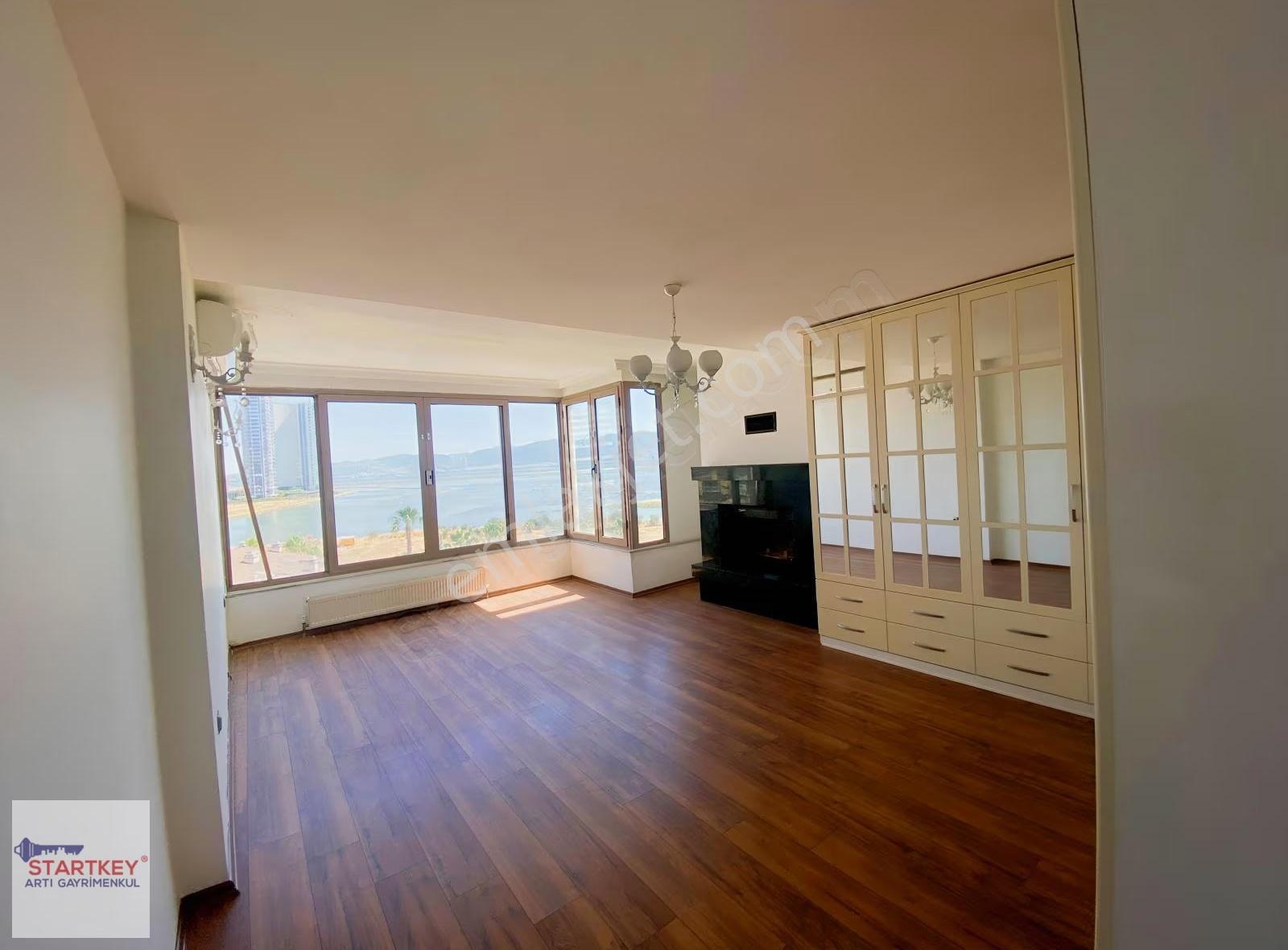Mavişehir Maviada Sitesi'nde 5+1 Kiralık Lüks Dubleks Daire - Görsel 18