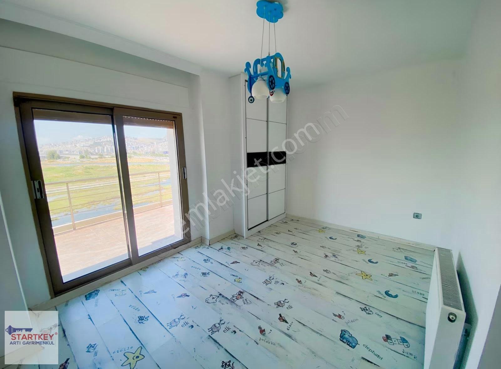 Mavişehir Maviada Sitesi'nde 5+1 Kiralık Lüks Dubleks Daire - Görsel 20