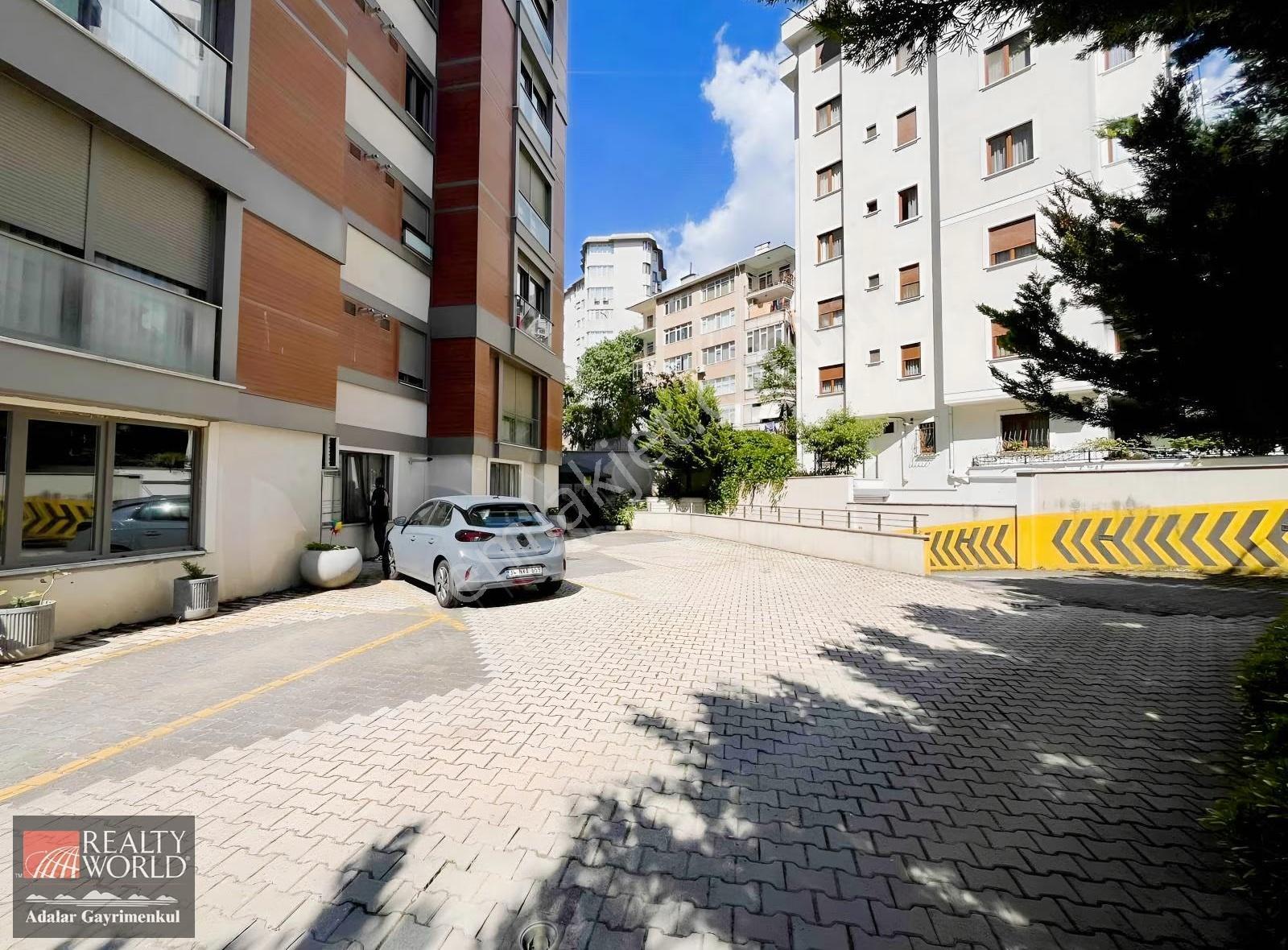 Bostancı Ali Nihat Tarlan Cad Otoparklı Satılık 3+1 - Görsel 9