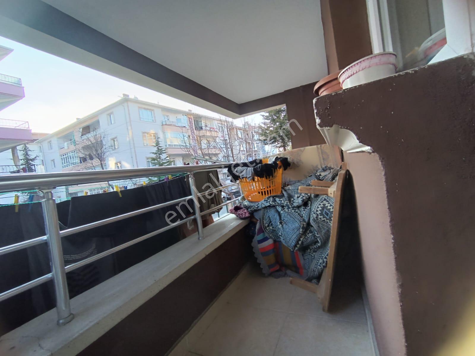 Sincan Malazgirt Mahallesinde 3+1 Satılık Yapılı Yüksek Giriş Daire - Görsel 8