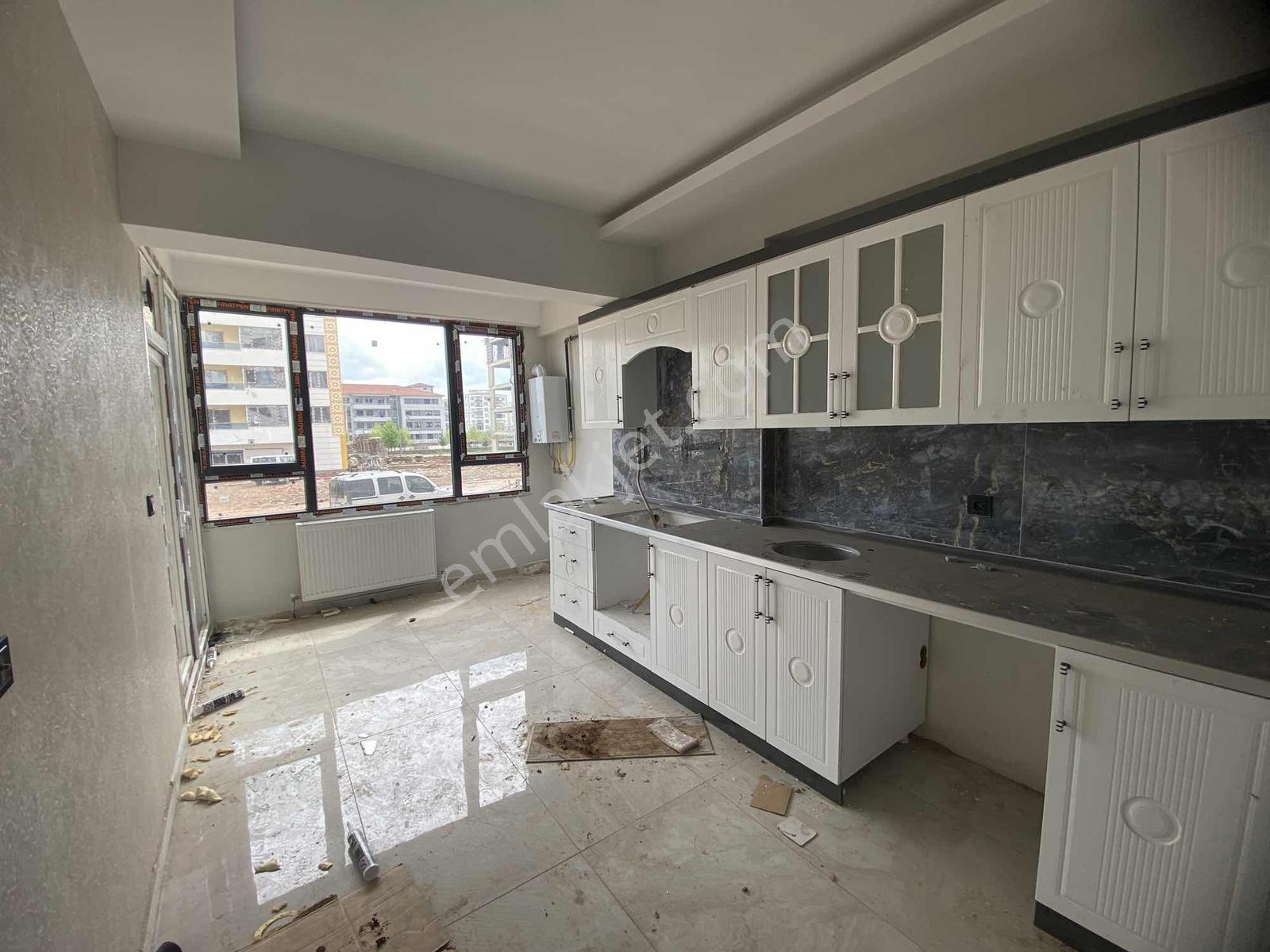 Piyale Düğün Salonu Yanında 2+1 85 M2 Muhteşem Kiralık Daire!!!!