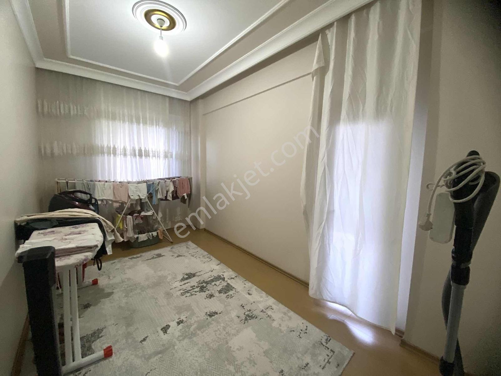 Toptancılar Ana Cadde Üzeri 4+1 Merkezi Lokasyonda Ara Kat Daire - Görsel 2