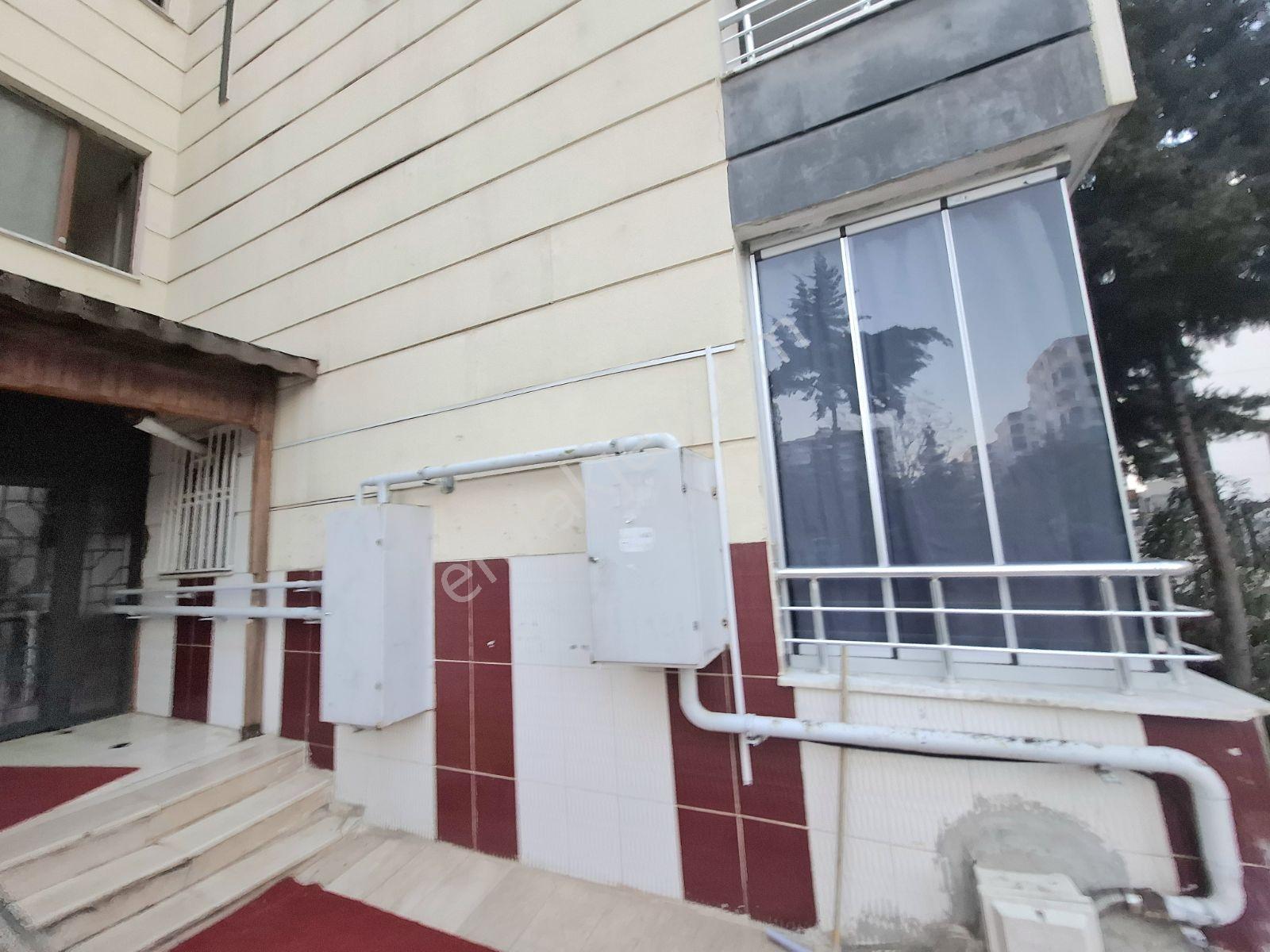 Masrafsız-fiyat Düştü-havaalanıkavşağı-newrozpark Civarı 1+1 - Görsel 29