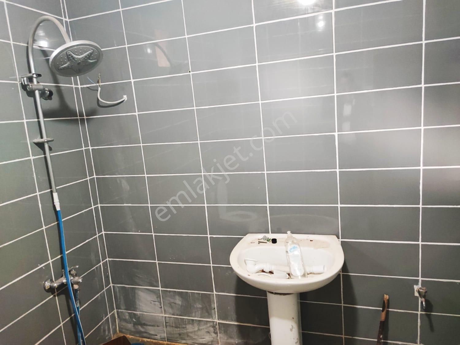 Kar Emlaktan Akçatekir Alparslan Da 370 M2 Arsası Mevcut 3+1 Satılık Müstakil Ev - Görsel 18