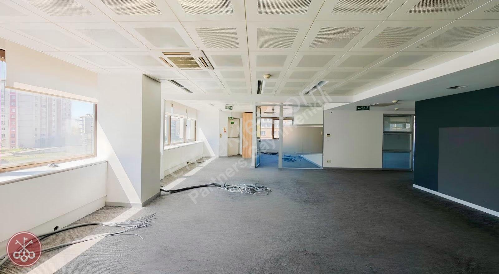 Şirket Devri İle Satılık Nadir Bulunan 600 M2 Plaza Katı - Görsel 40