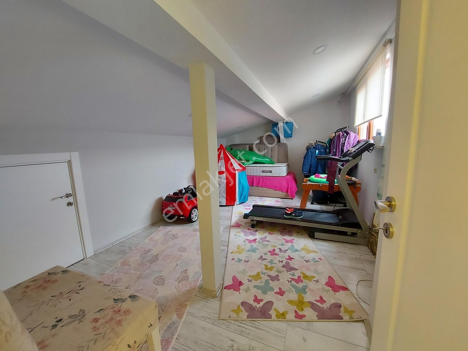 Tüysüzler Havuzlu Site İçi Satılık 6+1 Müstakil Bahçeli Villa - Görsel 10
