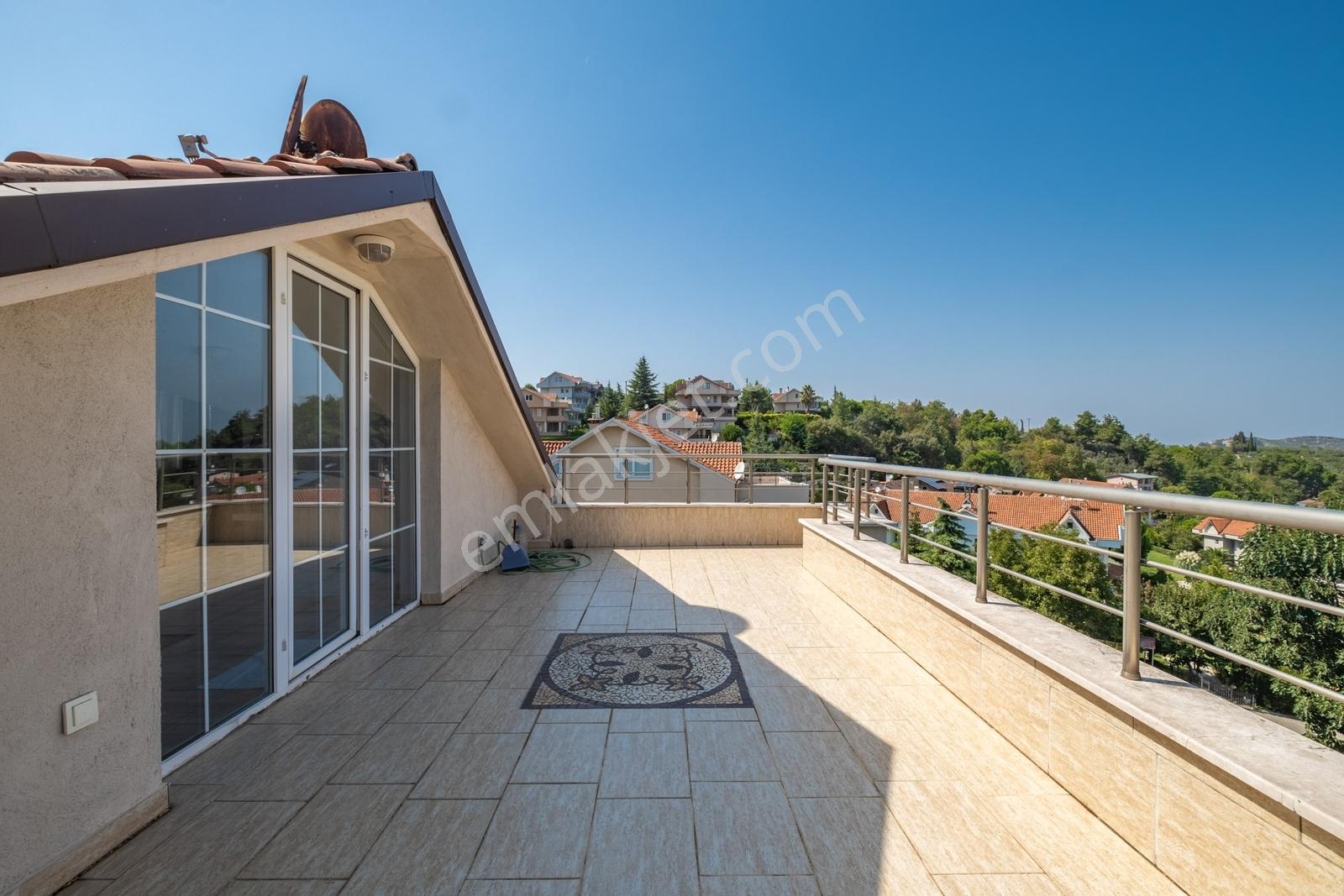 Remax Area Dan Havuz, Bahçe Eşyalı Satılık Deniz Manzaralı Villa - Görsel 27