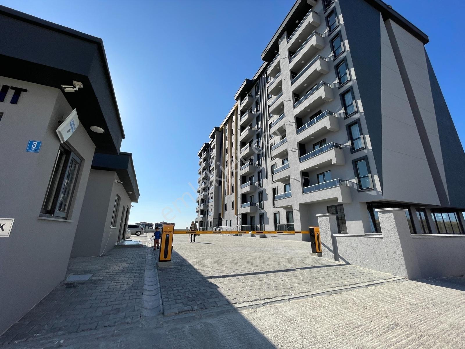 Yuvakur'dan Yeni Eşyalı 1+1 65m2 Balkonlu Lüks Kiralık Daire - Görsel 20