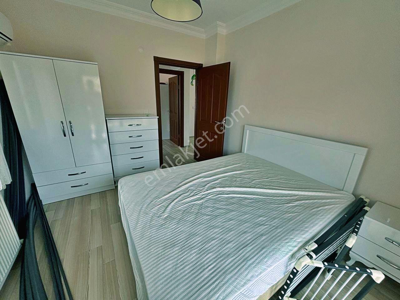 Uytundan Pelitköyde Denize 50 Metre Lüx Sitede Havuzlu 3+1 Villa - Görsel 6