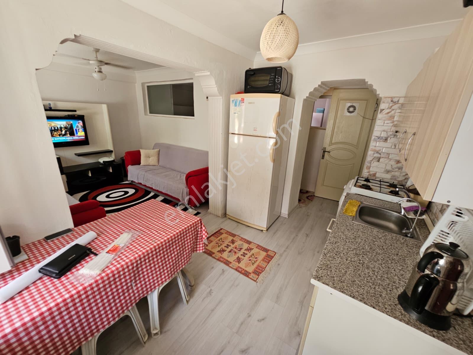 Dikili Salimbey Denize 100 Mt Mesafede 2+1 Eşyalı Satılık Daire - Görsel 9