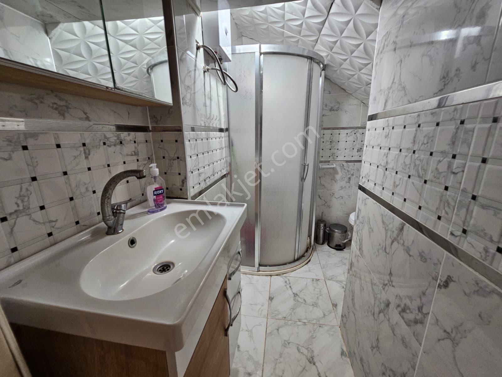 Dikili Salimbey Denize 100 Mt Mesafede 2+1 Eşyalı Satılık Daire - Görsel 14