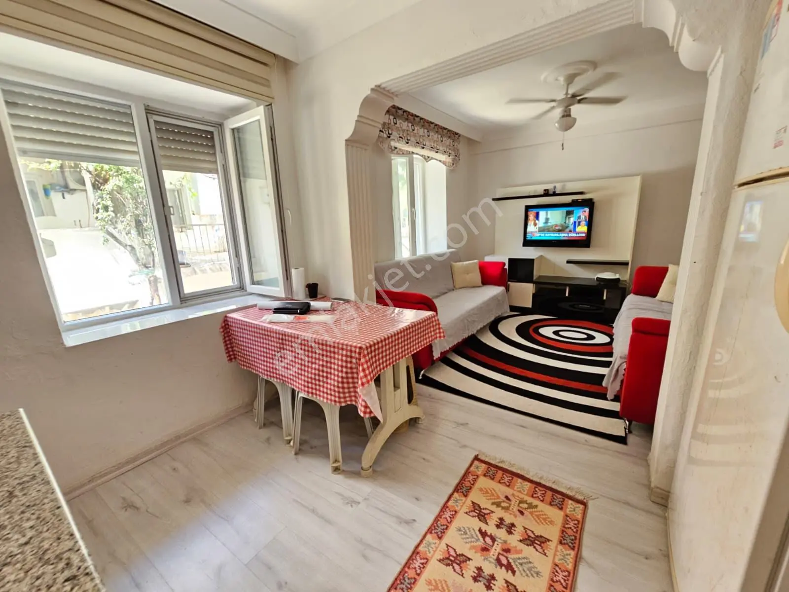Dikili Salimbey Denize 100 Mt Mesafede 2+1 Eşyalı Satılık Daire - Görsel 5