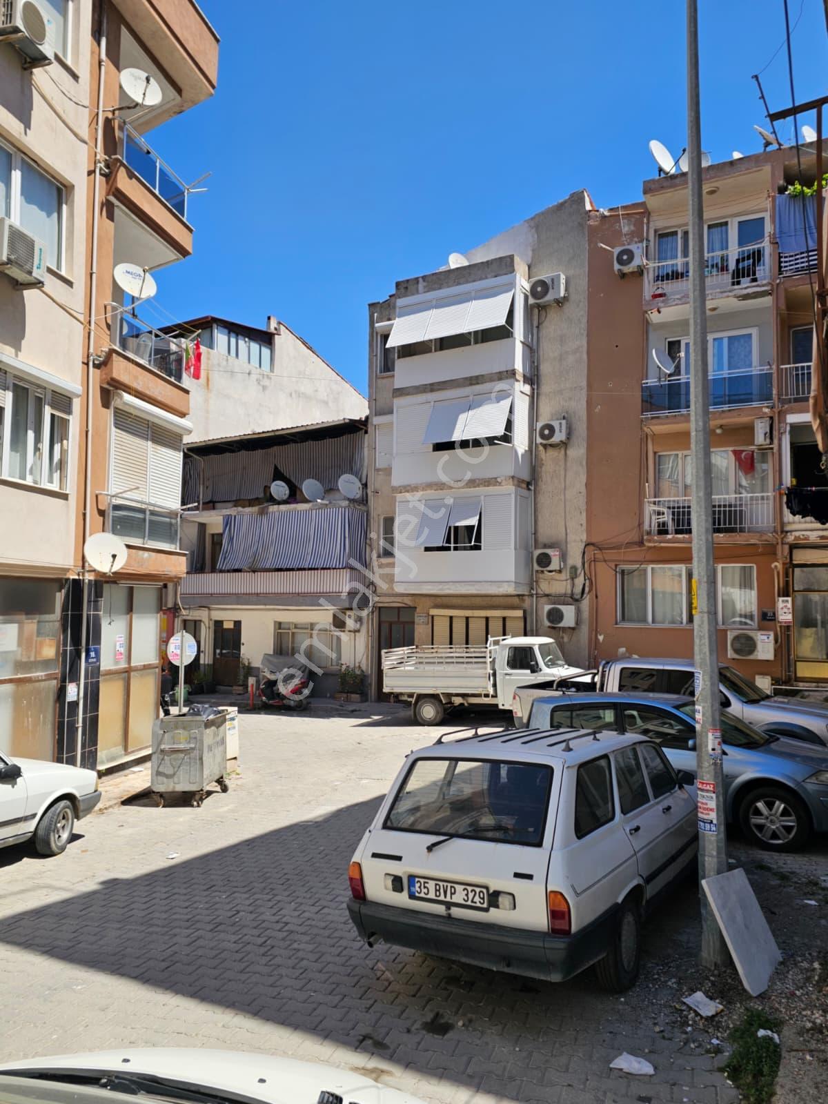 Dikili Salimbey Denize 100 Mt Mesafede 2+1 Eşyalı Satılık Daire - Görsel 24