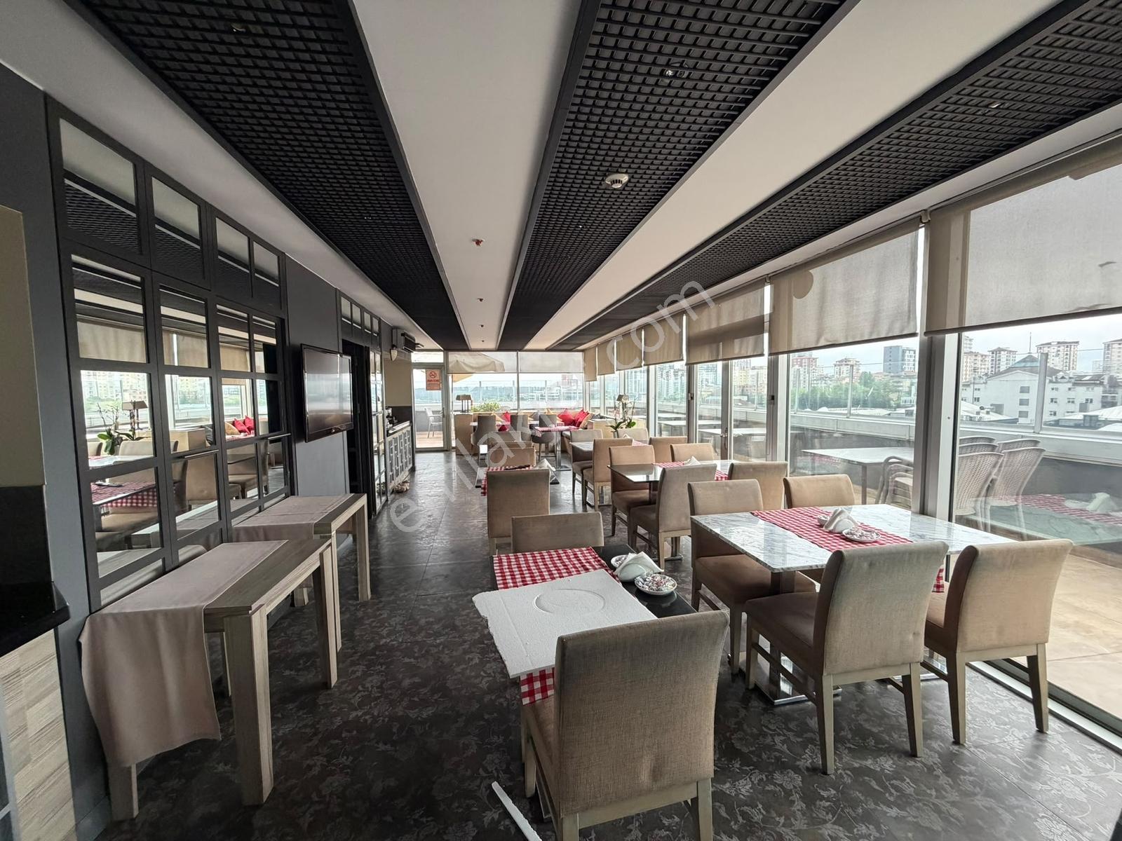 Alemdağ Cad. Üzerinde Çakmak Metro Karşısı Ofis Katları - Görsel 13
