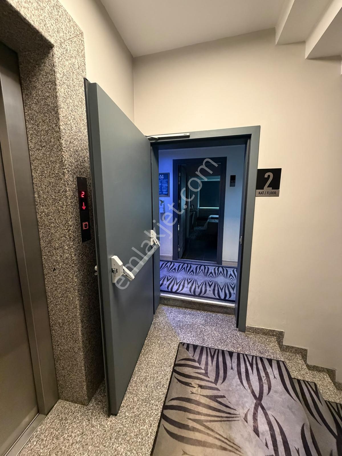 Alemdağ Cad. Üzerinde Çakmak Metro Karşısı Ofis Katları - Görsel 25