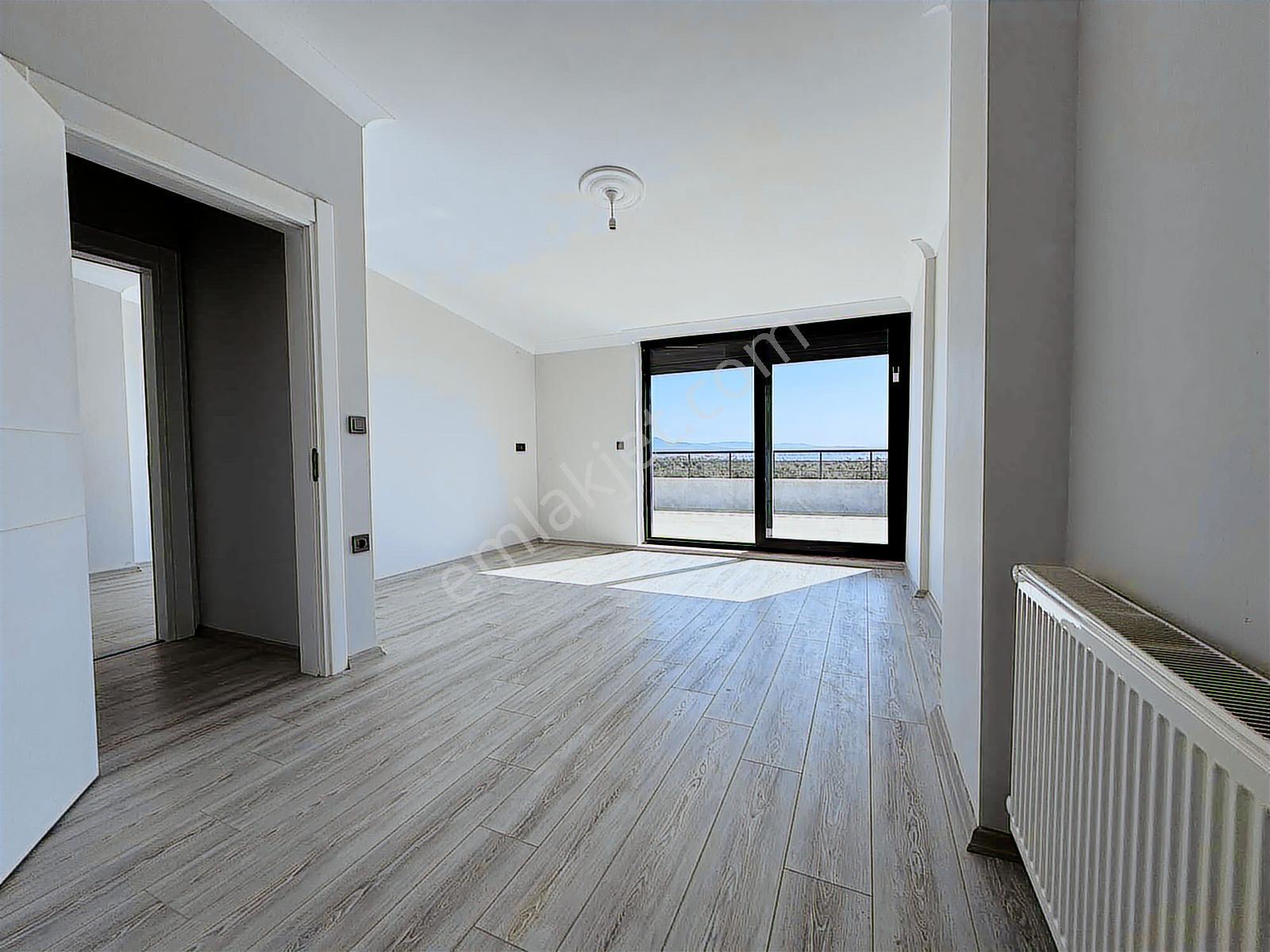 Avcı'dan Deniz Manz/ısı Pompalı/1,5kat/giriş Odalı Kiralık Villa - Görsel 17