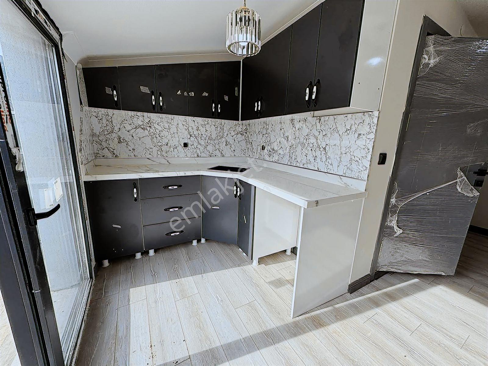 Avcı'dan Oteller Bölgesinde Girişte Odalı Müstakil Havuzlu Villa - Görsel 20
