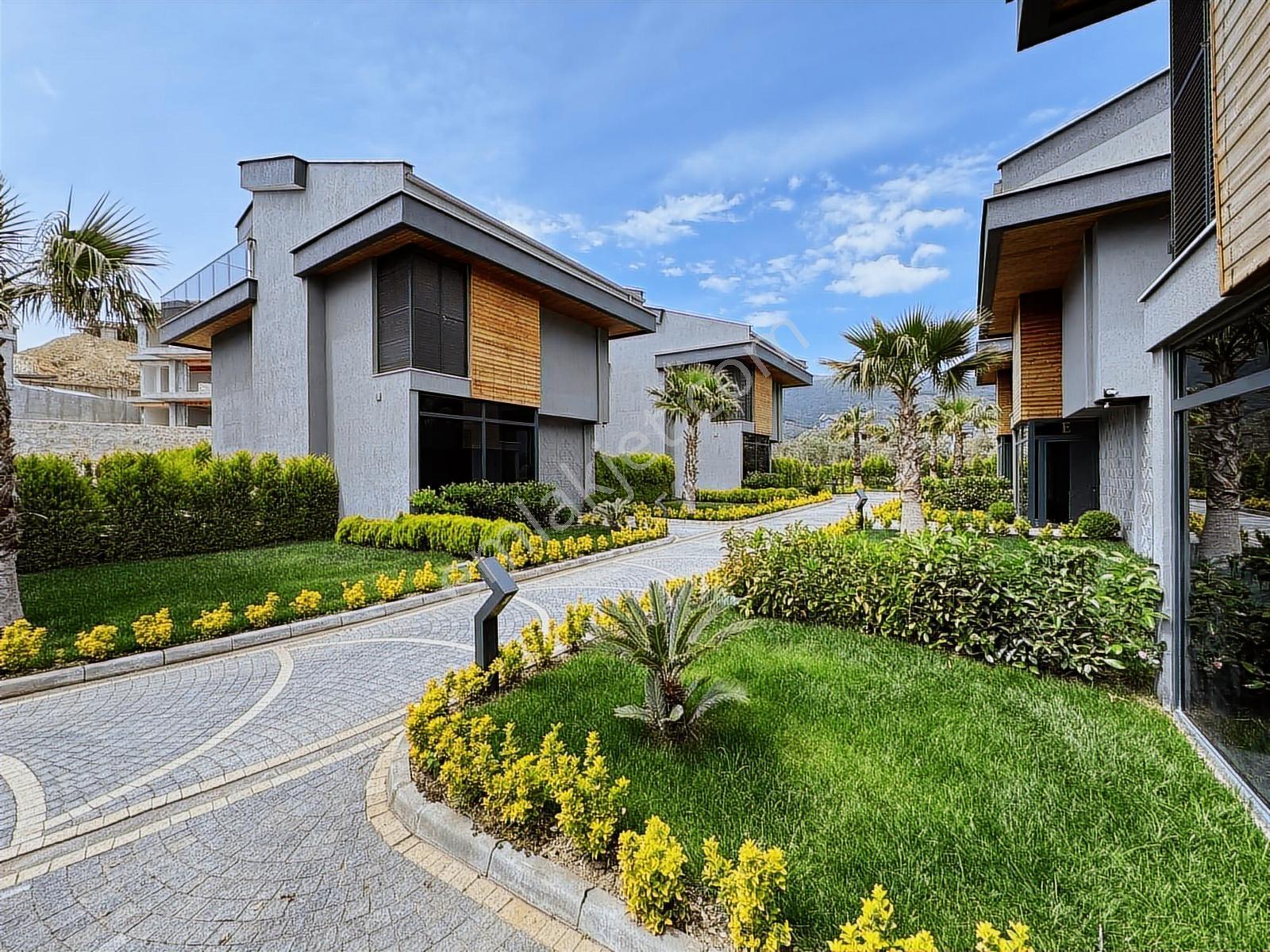 Avcı'dan 4+1 Giriş Oda Havuz Güvenlik Deniz Manzaralı Loft Villa - Görsel 23