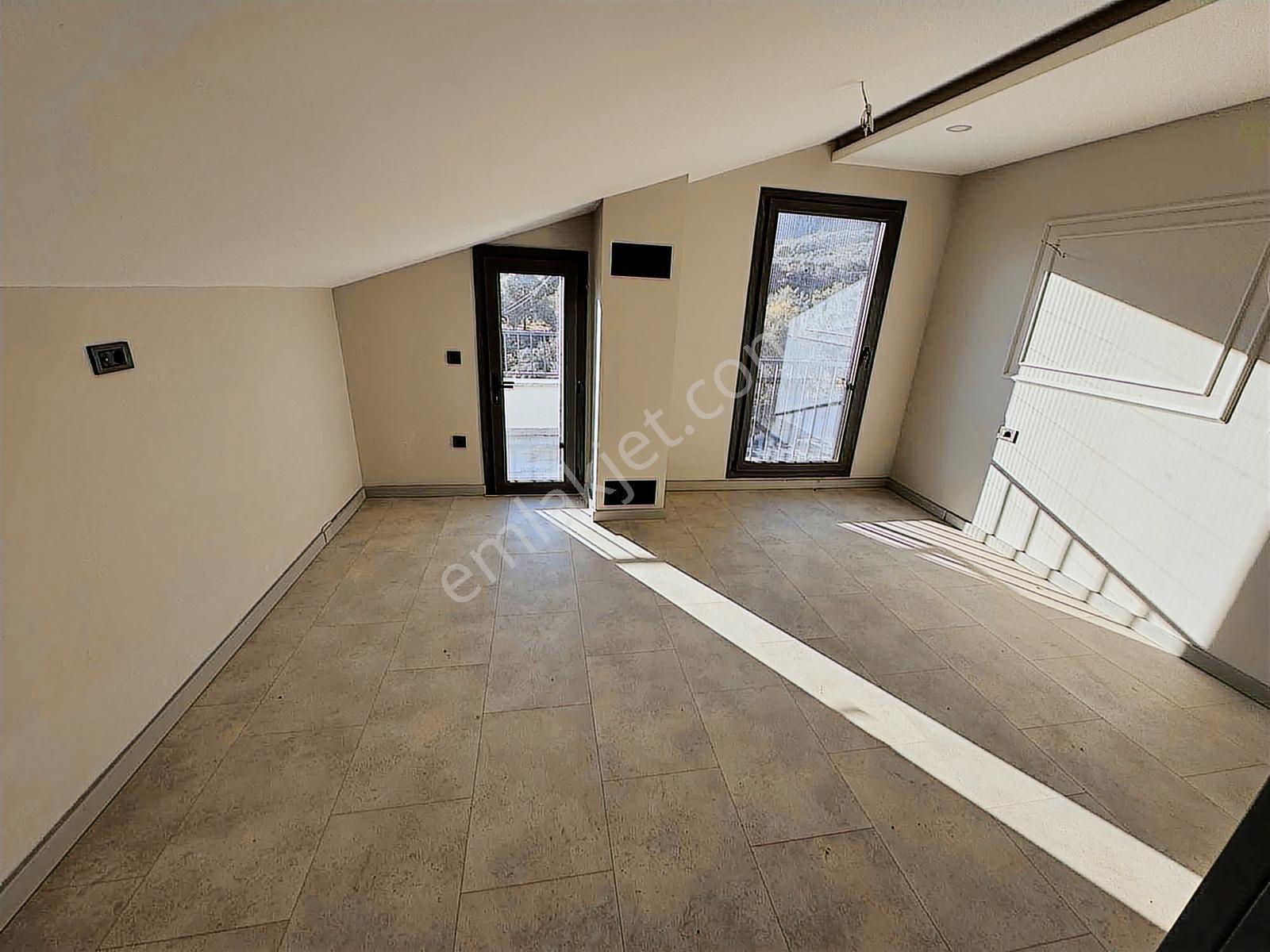 Avcı'dan Yetkili Müstakil Havuzlu Asansörlü Isı Pompalı Villa - Görsel 2