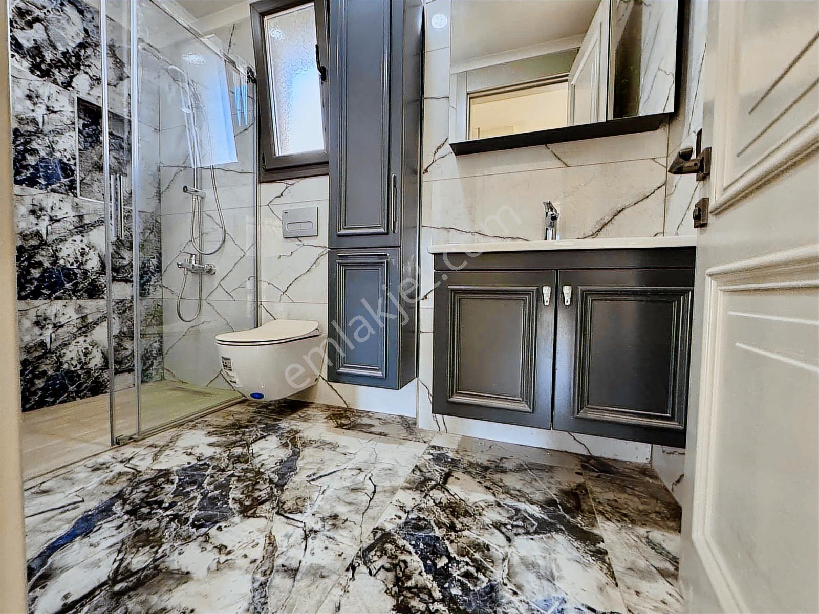Avcı'dan Yetkili Müstakil Havuzlu Asansörlü Isı Pompalı Villa - Görsel 11