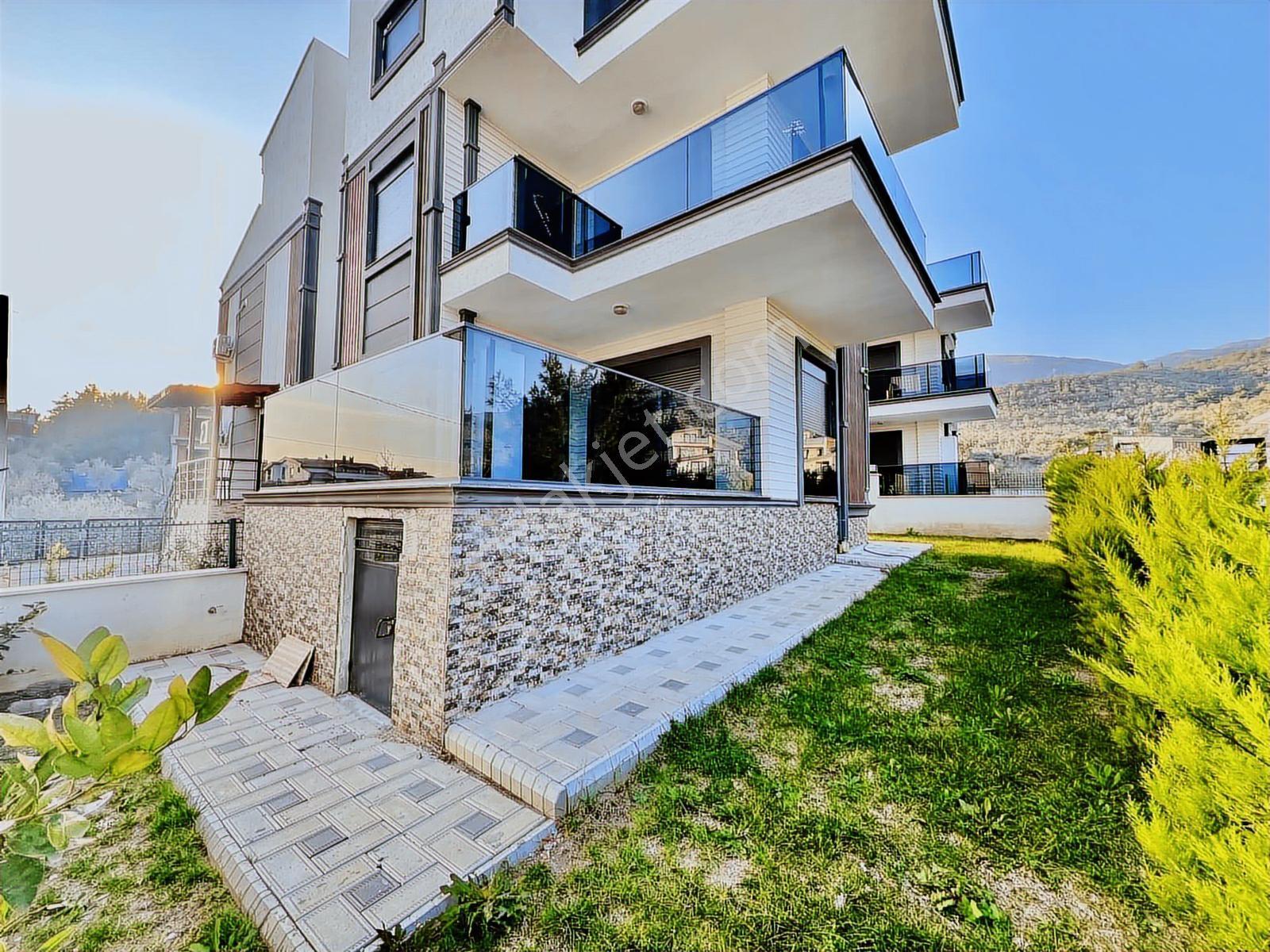 Avcı'dan Güre'de Deniz Manzaralı Şok Fiyat Son Kalan Villa - Görsel 12