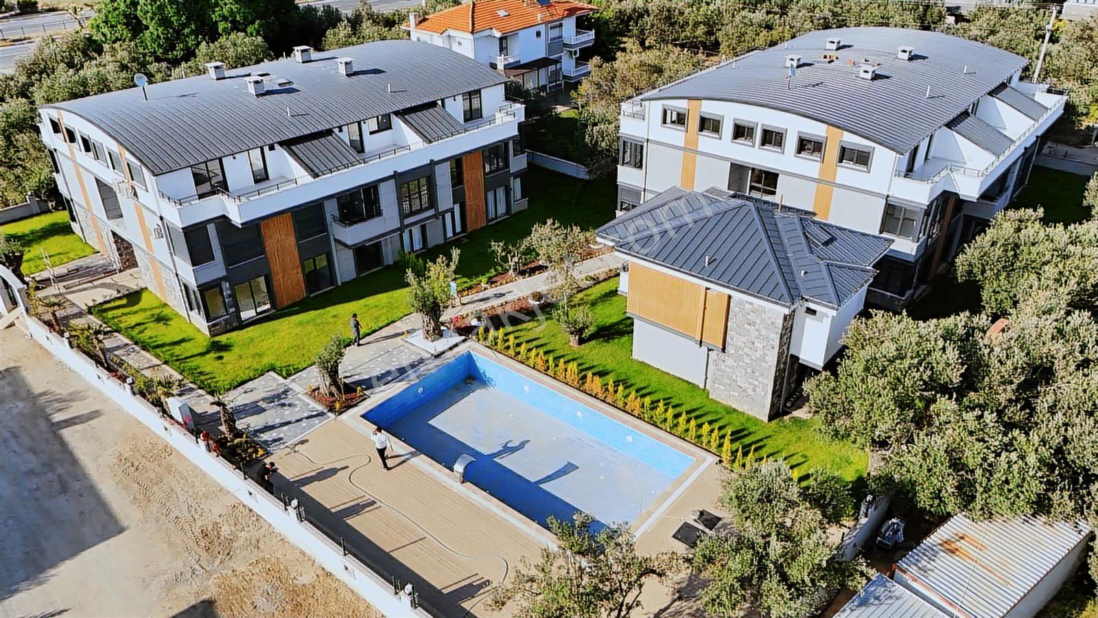 Avcı'dan Narlı'da Denize 150mt 3+1 Sıfır 'köşe' Dubleks Havuzlu - Görsel 13