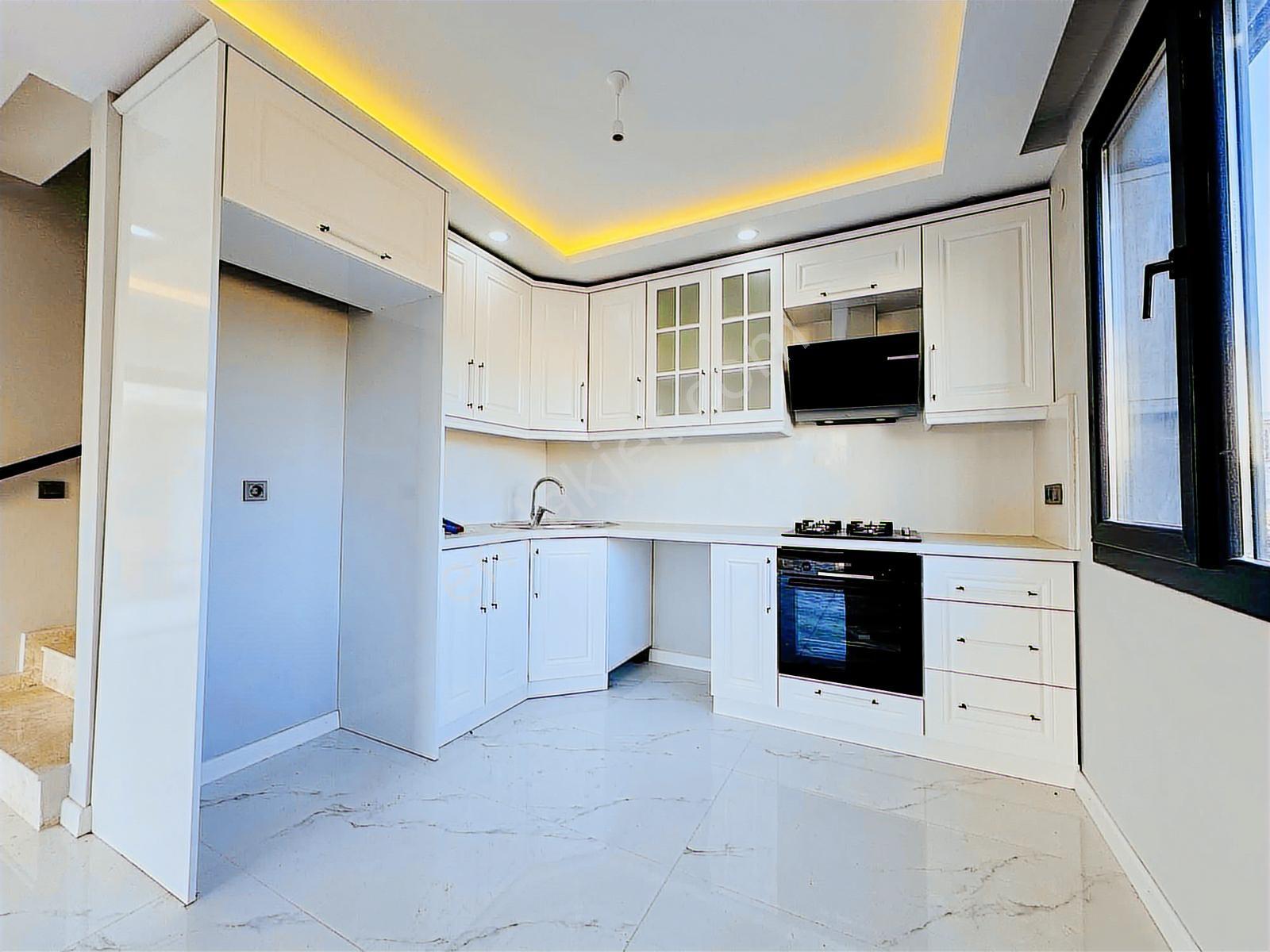 Avcı'dan Denize 300mt Sıfır Teraslı Ful Islak Zeminli Villa - Görsel 11